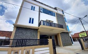 Urbanview Hotel Ephe Palembang By Reddoorz